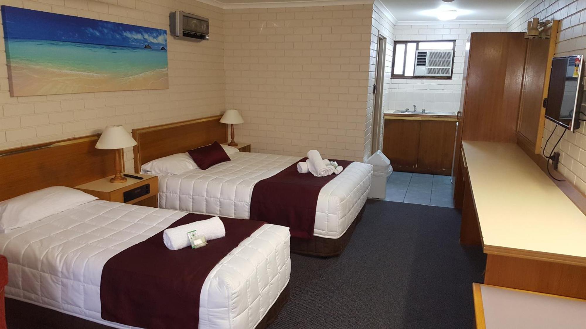 Tabourie Lake Motor Inn Номер фото